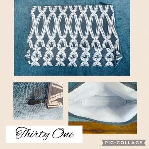 Thirty-One Navy and White Geometric Clutch
